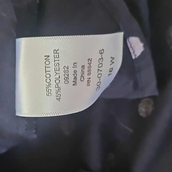 Roaman's Navy and Lavendar Polka Dot Button Down Blouse - Picture 11 of 13